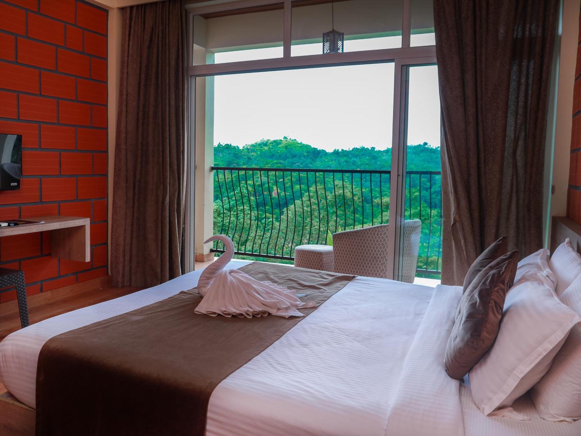 Serene Crest Resort Mananthavady Bagian luar foto