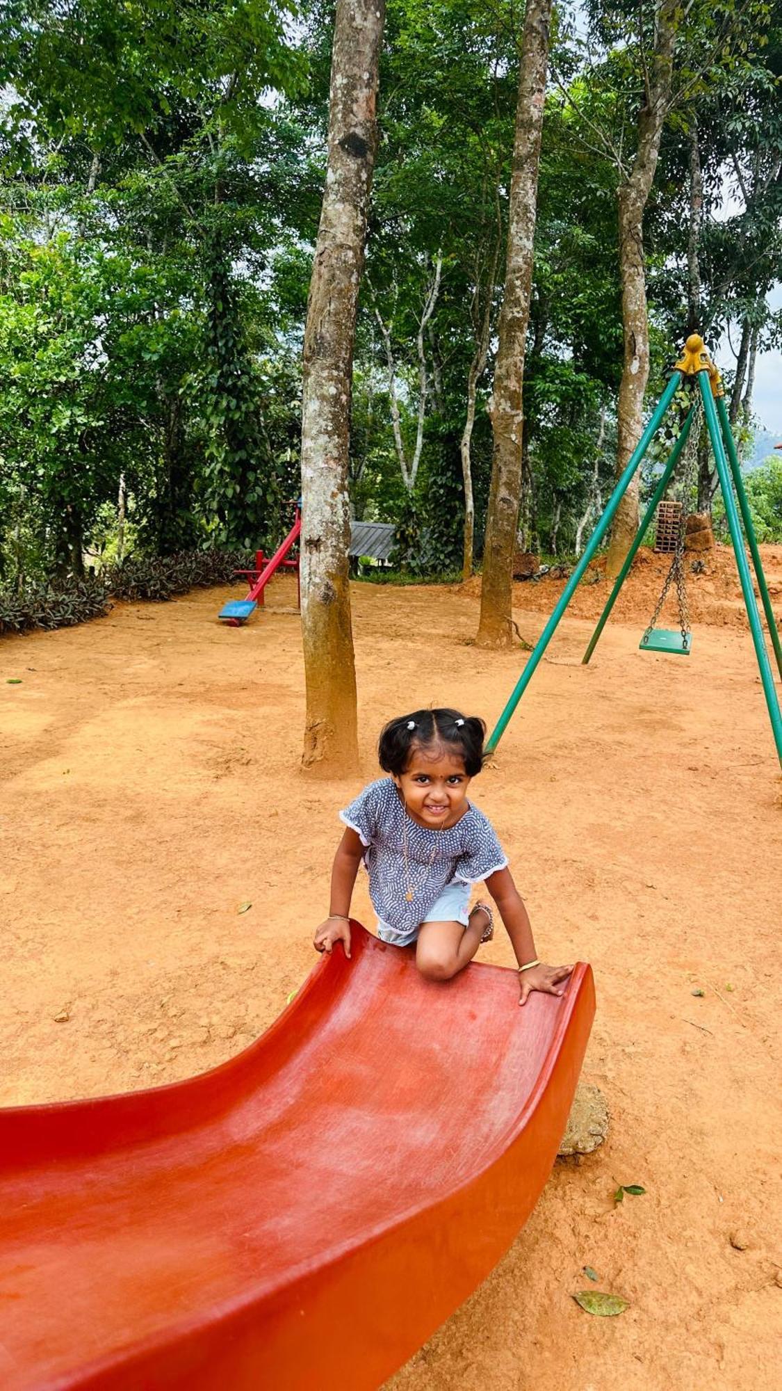 Serene Crest Resort Mananthavady Bagian luar foto